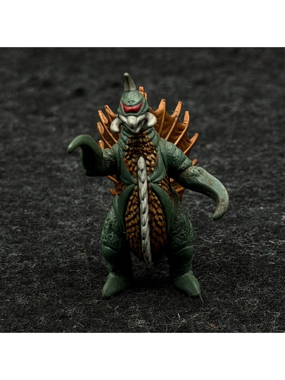 BANDAI 2002 Toho Godzilla Mini Gigan Figure Mini